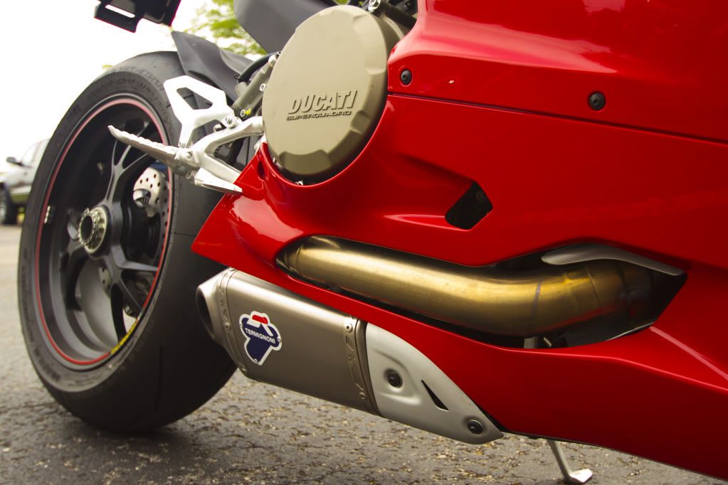 1199panigale_10.jpg