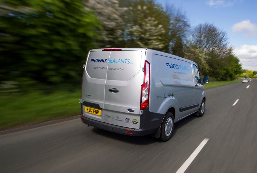 IMAGE: http://i741.photobucket.com/albums/xx55/MattBaker/Golf/Van%20back%20net.jpg