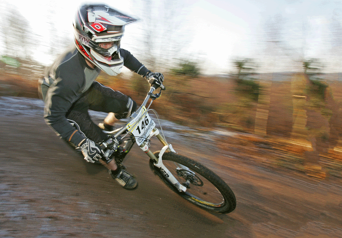 IMAGE: http://i741.photobucket.com/albums/xx55/MattBaker/Racers%20Guild/MB8Q4415-Edit.gif