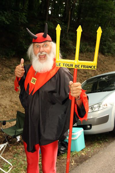 IMAGE: http://i741.photobucket.com/albums/xx55/MattBaker/Tour%20De%20France/Didi.jpg