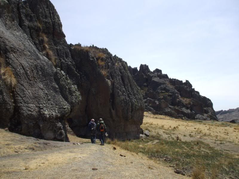 hatun machay peru climbing rock bouldering