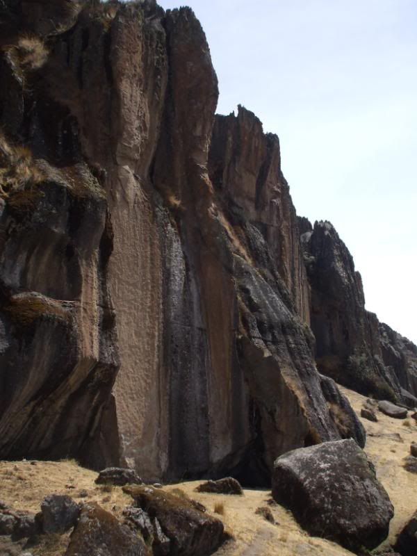 hatun machay peru climbing rock bouldering