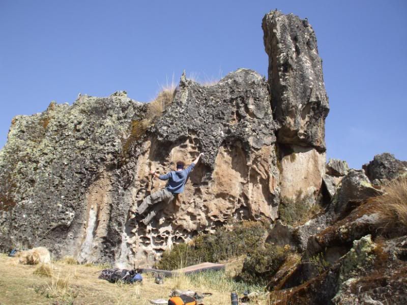 hatun machay peru climbing rock bouldering