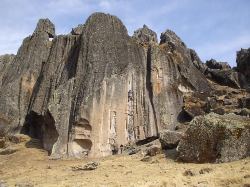 hatun machay peru climbing rock bouldering