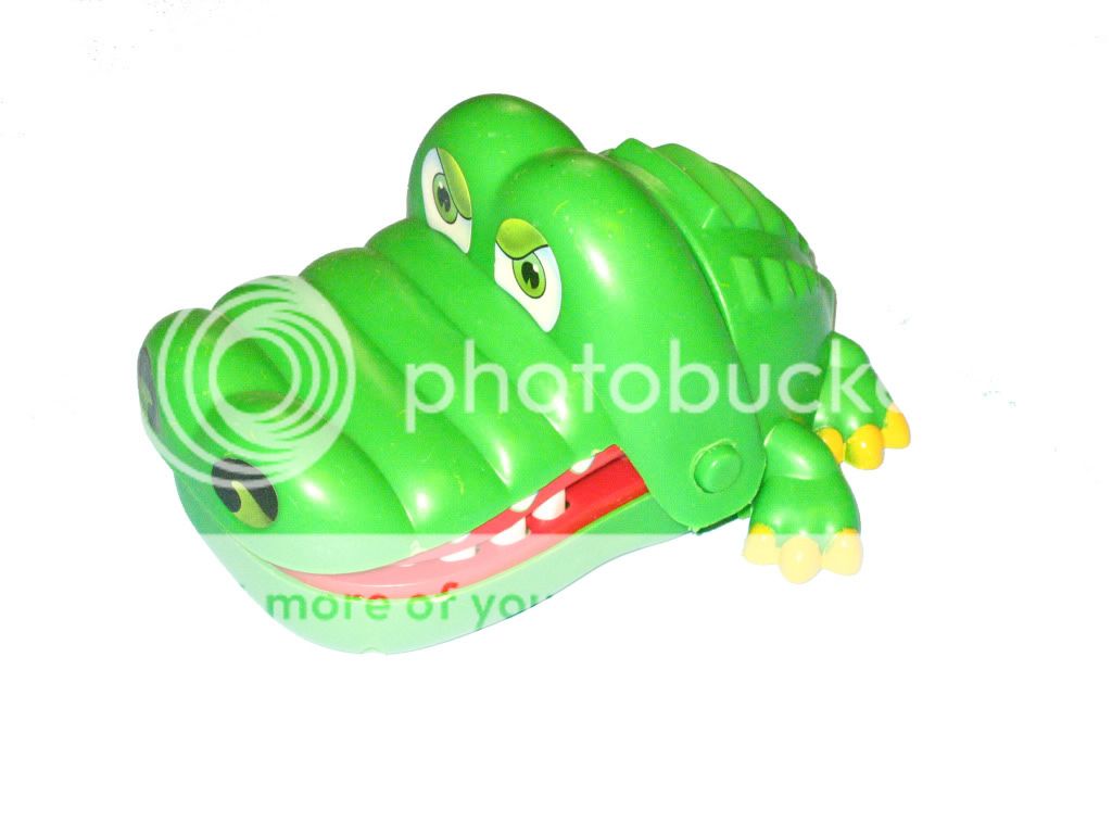 New Crocodile Dentist Finger Bite Biting Toy Game  